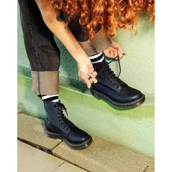 Doc Dr. Martens 1460 Virginia Soft Leather Boots Black Lace Up Women's Size 8 - Picture 9 of 14